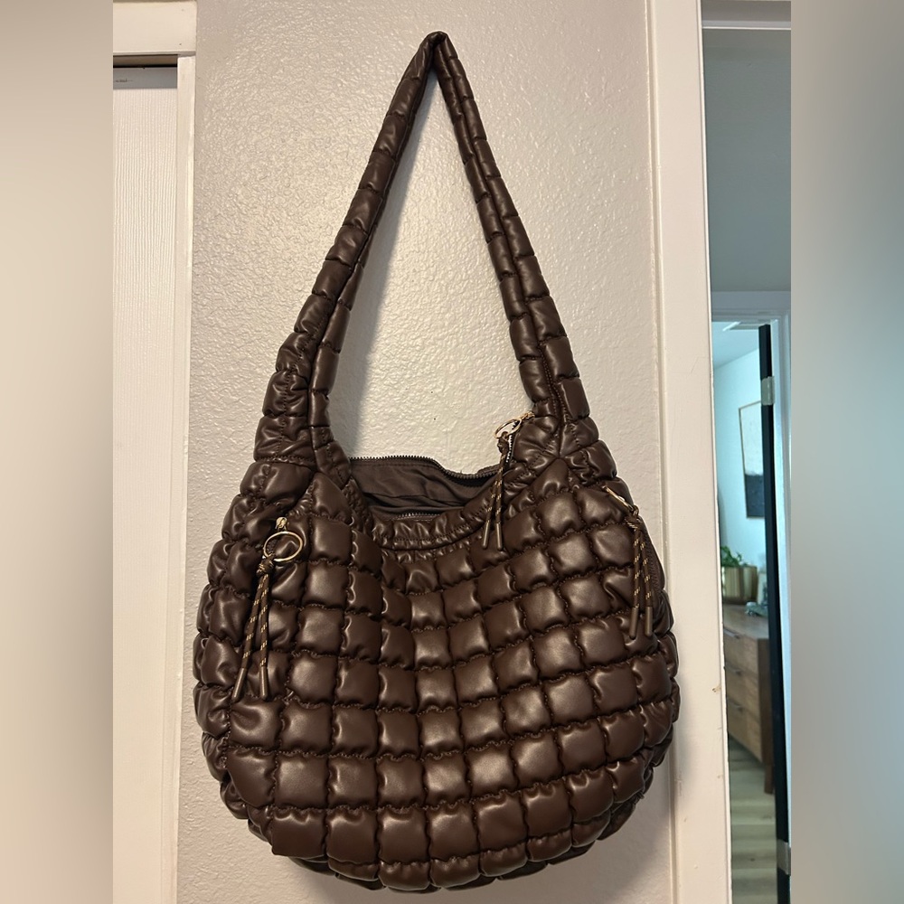 Viral Chocolate Urban Expressions Brown Quilted Puffy
Shoulder Bag